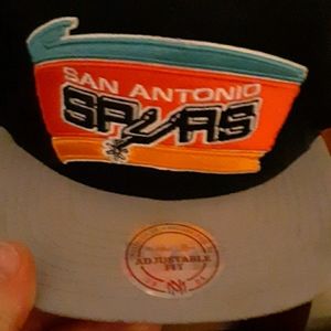 Mens Mitchell and Ness SA Spurs Snapback